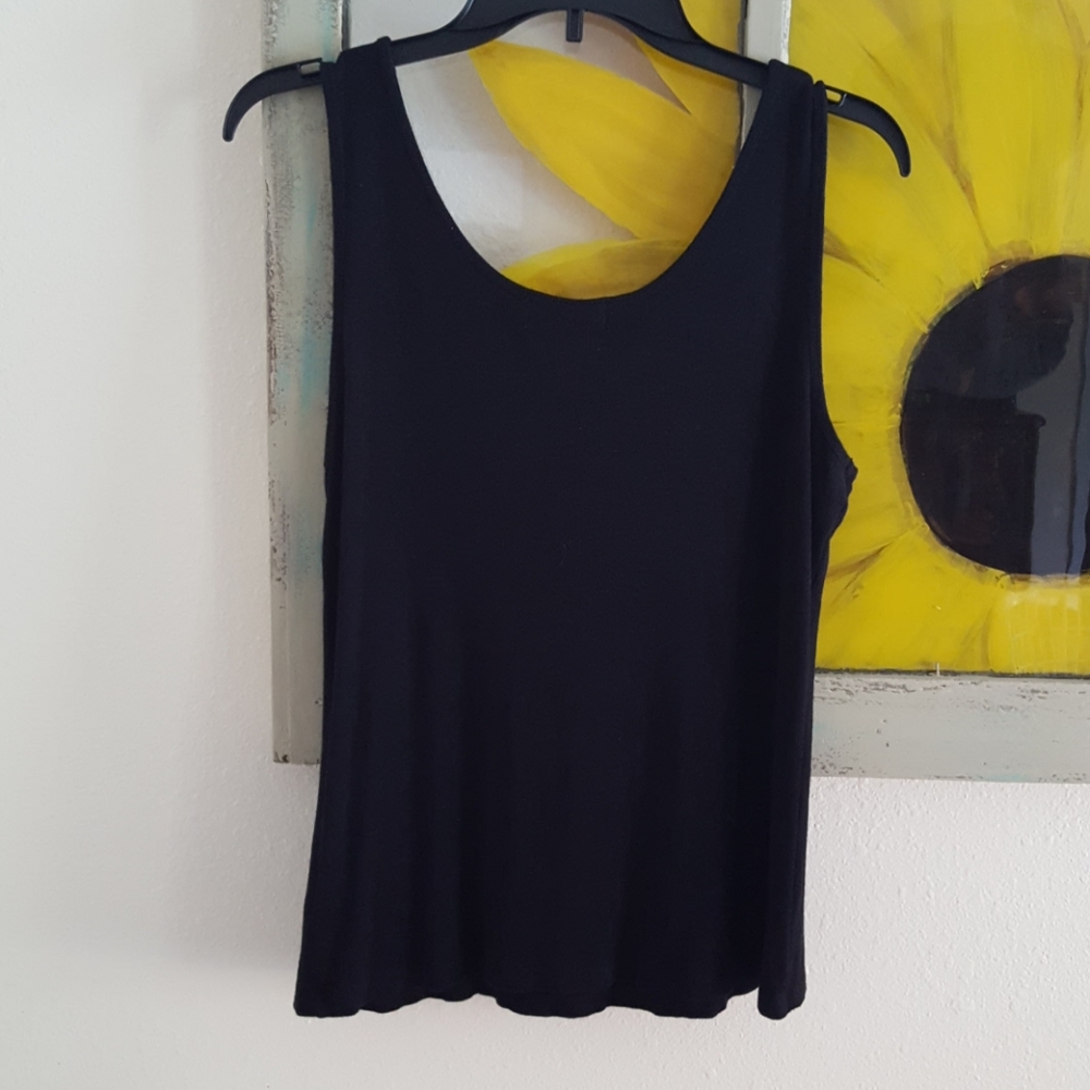 Calvin Klein Tank - Picture 4 of 5
